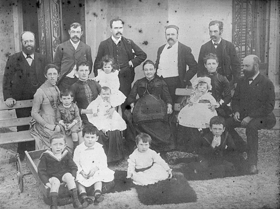 Sands Clan ca 1889