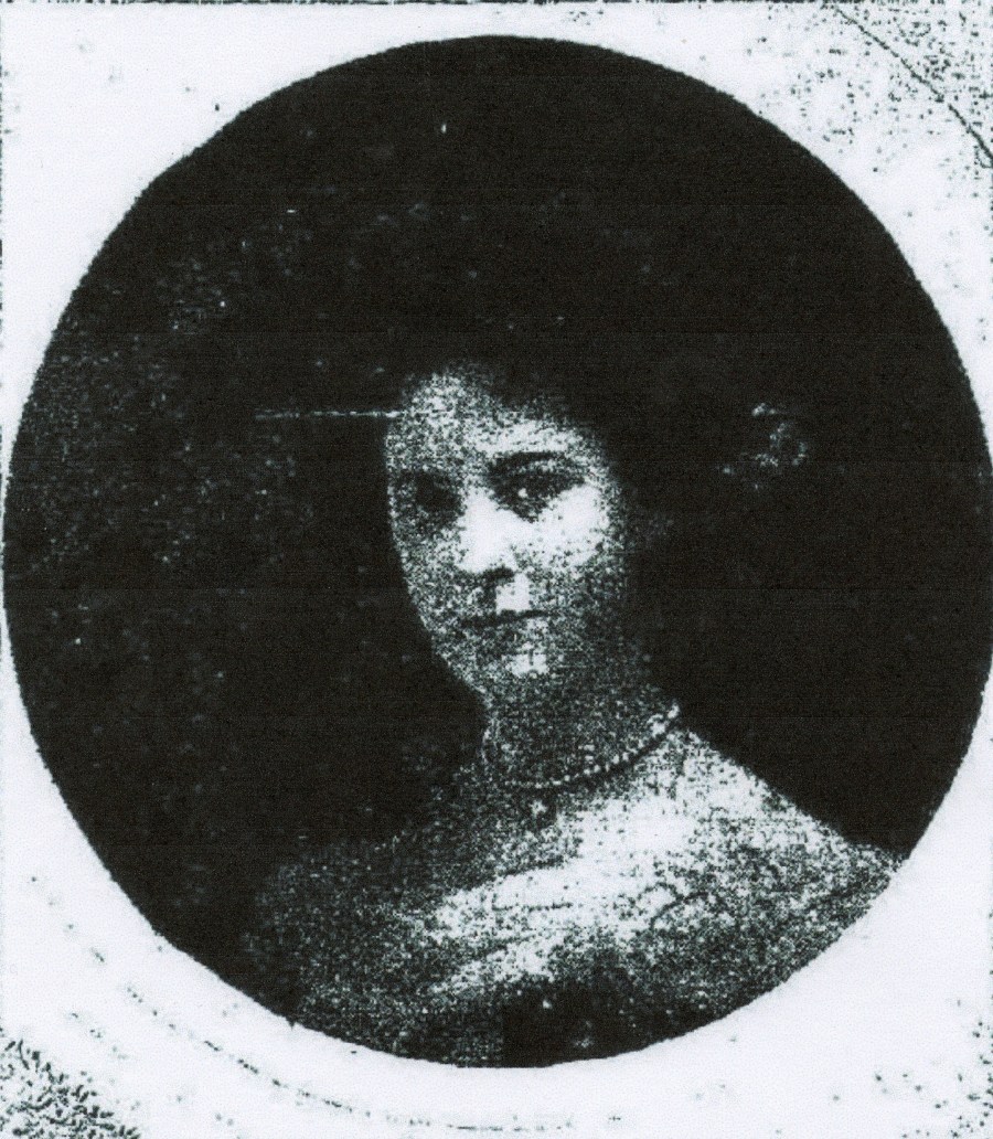 19020828 Enid Whiting 001